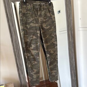 American Eagle Outfitters Green and Brown Slim Jeans